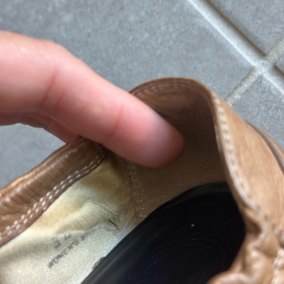 Moving Sale | TOD'S Leather Scrunch Ballet Flats Brown Dark 8.5 with orginal bag - Picture 14 of 15